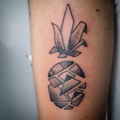 纹身专题几何纹身男人纹身男性纹身男生纹身小腿纹身黑色纹身线条纹身