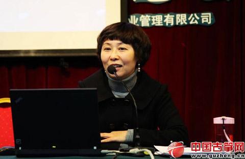 1 1古筝基础教学法创始人,著名古筝演奏家和基础教育家王小平在长沙