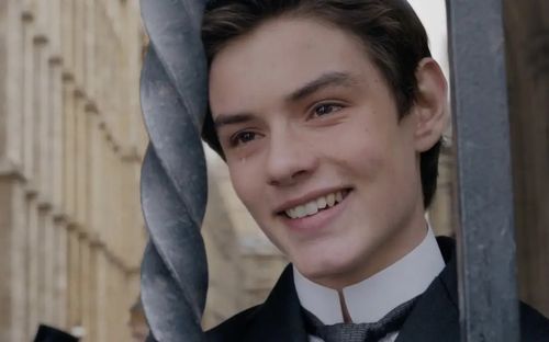 欧美影视圈03年小鲜肉,路易斯.帕特里奇,茶几们觉得他