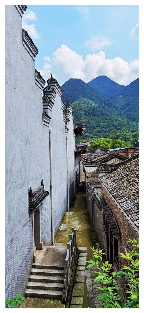 阳新仙岛湖          仙岛湖位于湖北省黄石市阳新县王英镇