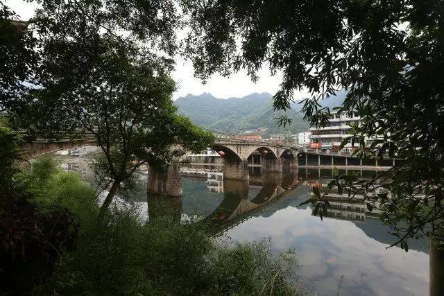 class="ref" data-ctrid="sxwcrtj1ozij">顺溪镇,浙江省温州市平阳县