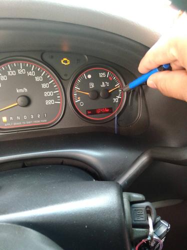 修理的哥们你们好,我是02年别克gl8车况非常好,别的地方一点毛病没有