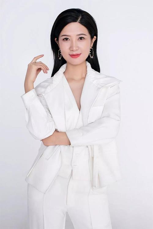 嘉宾主持-刘烨 陕西广播电视台交通广播 制片人 主持人.