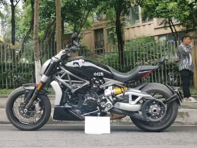 杜卡迪大魔鬼xs