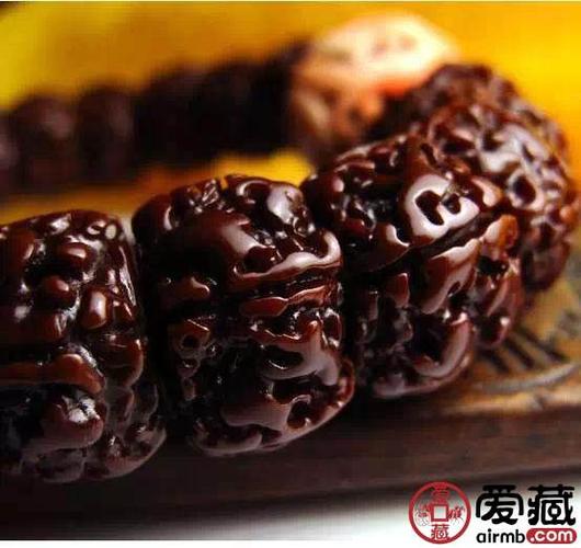 蛤蟆背:知名度比较高,初升中级不二选择 爆肉纹小金刚:因纹路粗壮而