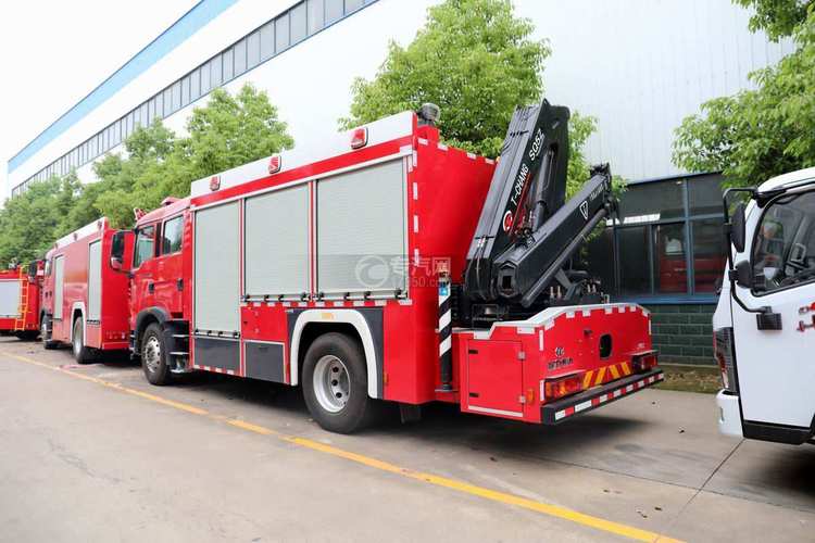 重汽豪沃tx国六抢险救援消防车图片