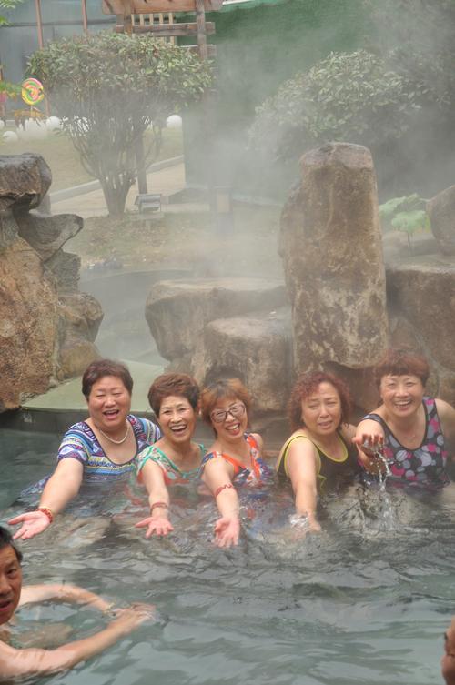 红邨老同事嘉兴清池温泉奢华度假