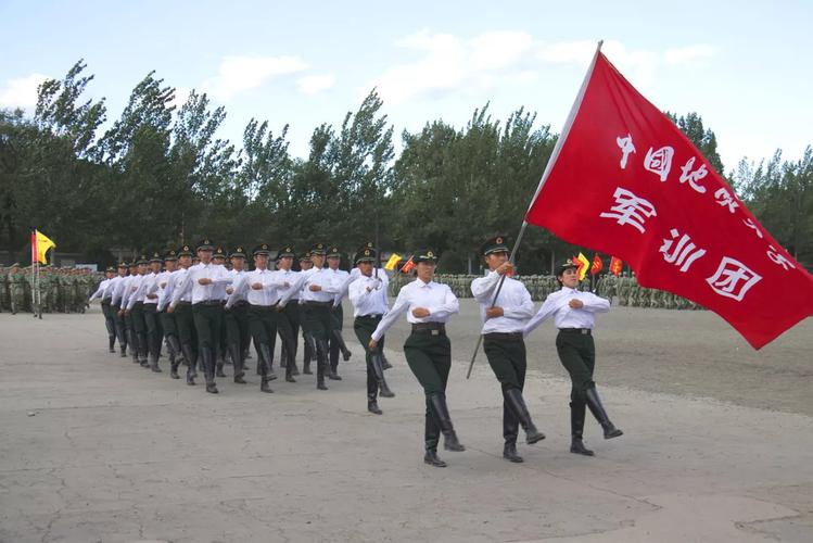 副校长王果胜,北京平北学生基地书记张夕荣,中国人民解放军66168部队