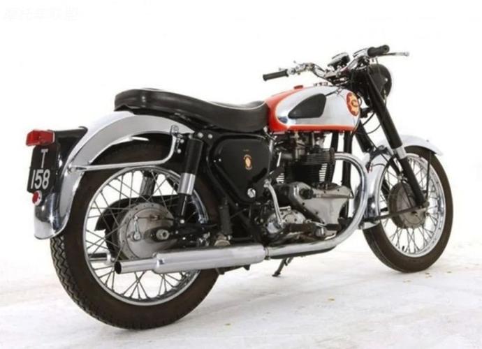 印度(英国bsa)明年将推出新款复古巡航车型 - 摩托车