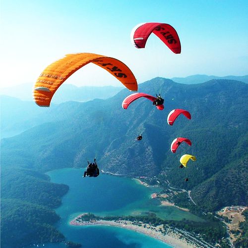 巴厘岛滑翔伞跳伞无边泳池蓝点午餐下午茶spa1日自由行包车含拍照