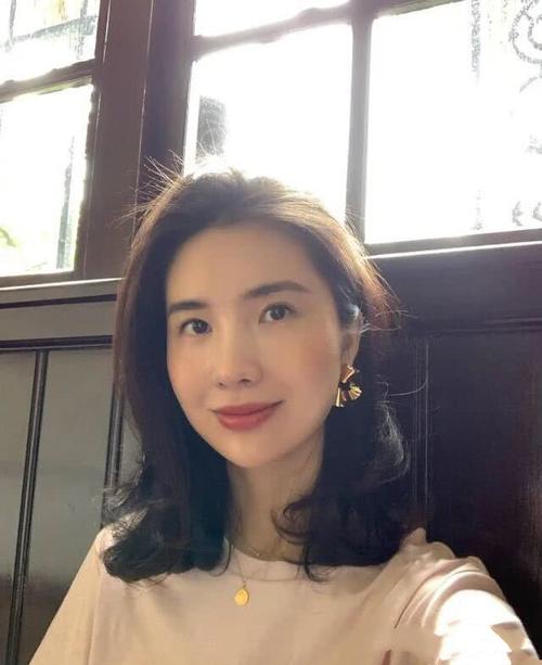 爆!疑似蒋凡出轨,昔日恩爱照被删!