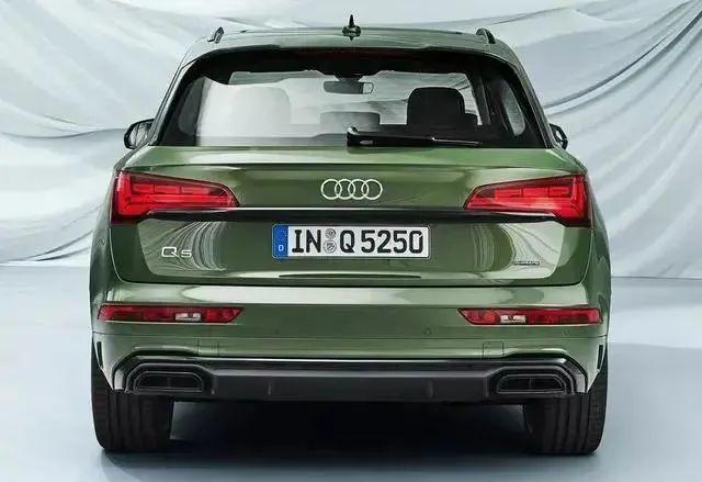 2023款"奥迪q5"闪亮登场,全系换装3.0t 8at,内饰不变!