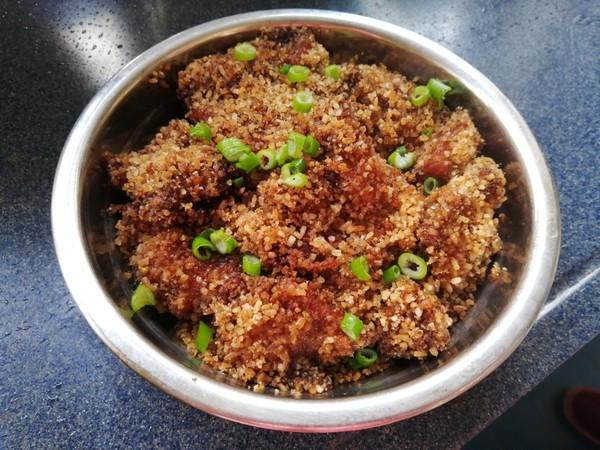 一碗银做的自制粉蒸肉粉