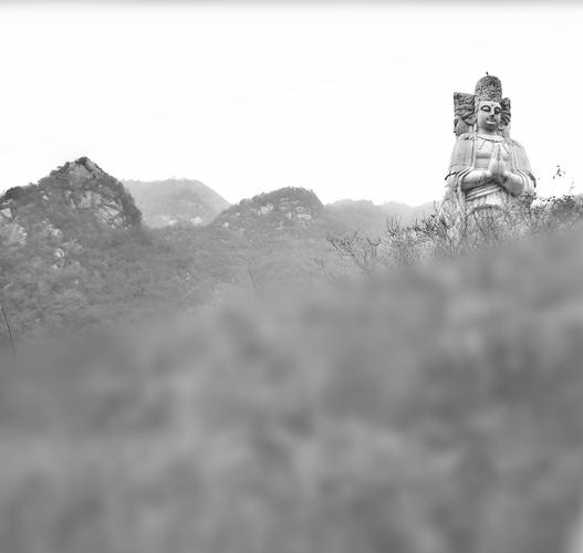 写美篇 简介:终南山观音禅院位于西安市长安区滦镇原二道桥村的陕西