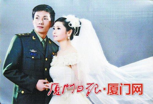 飞行员张浩烈士妻子产检会告诉孩子你的爸爸是英雄