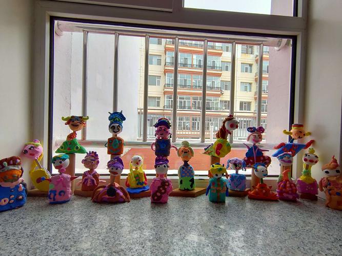 【教育教学】薛八幼享享二班民族娃娃制作活动