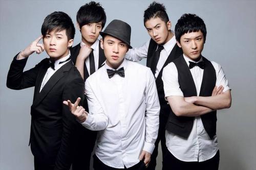 mic 男团_mic男团解散了吗 mic男团为什么不火 mic男团成员资料_mic