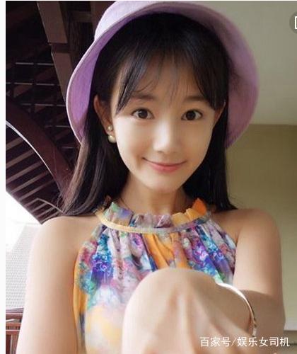 李一桐最不舍得删的几张照片,第4张是多少人的壁纸啊!