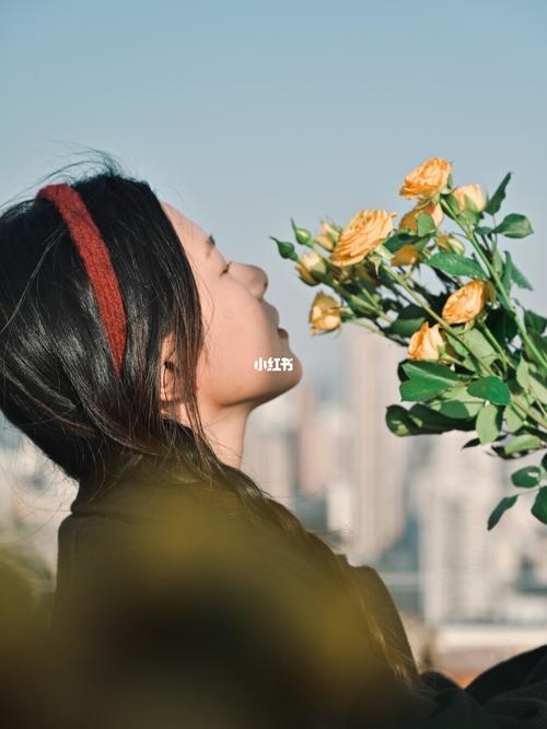 天台拍照|鲜花配美女 约拍亿力大厦_拍照_约拍_美女_天台拍照_摄影