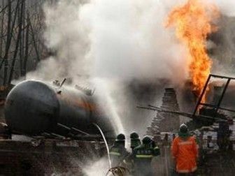 大多数是属于甲a类危险化学物质的丙烷和丁烷,燃烧热值高,爆炸下限低