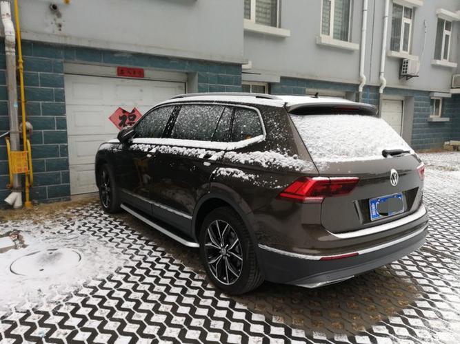 雪中的途观l峻岭棕