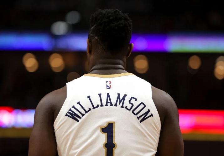 炸了!nba状元摊上大事了!锡安被告上法庭,索赔一亿.