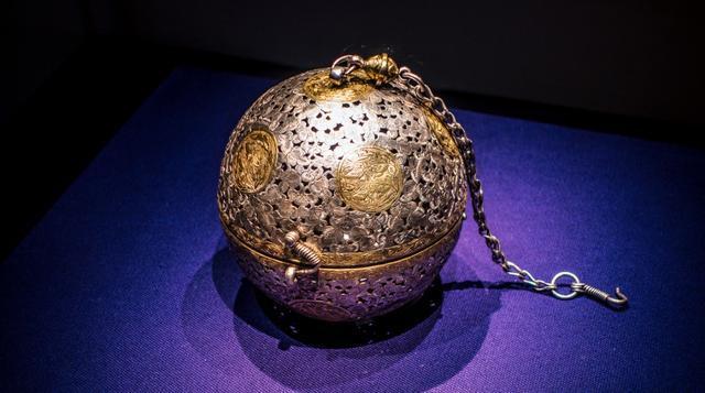 1987年陕西出现释迦摩尼的佛骨舍利而且是世界上仅存的一个