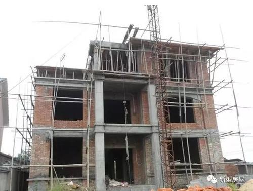 要说农村建房,最爽的就是能有个大庭院,加上院子720平方的占地,房主