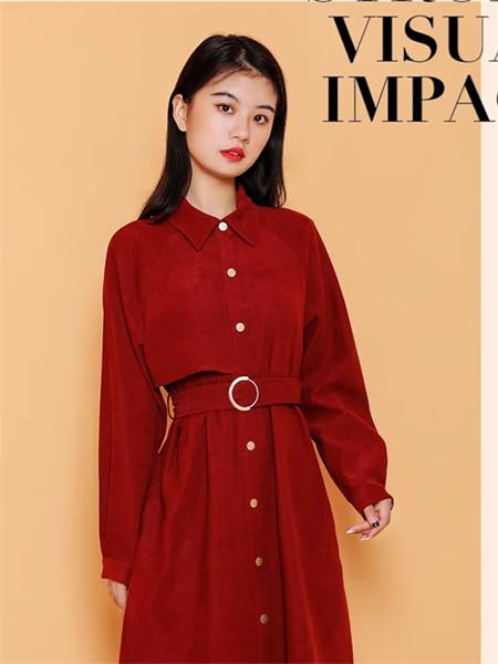 她之蝶女装品牌2021秋季圆领印花修身连衣裙