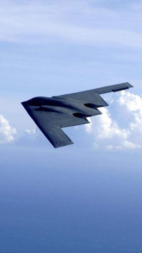 美国b2隐身轰炸机背后的行动为何要炸我国大使馆