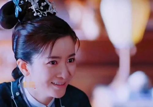 不仅如此,在徐令宜被十一娘刺伤后,徐老太太把她和文姨娘叫来想要问