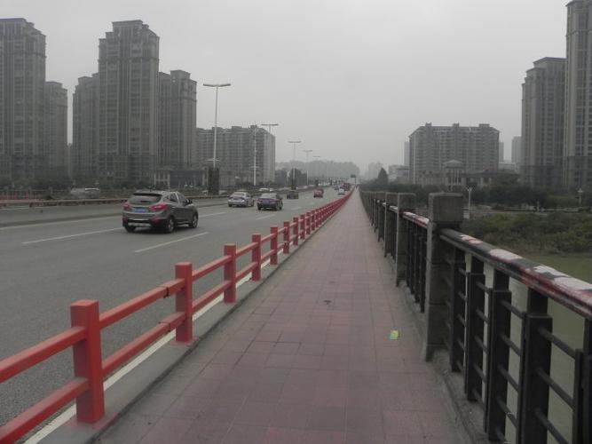 福州尤溪洲大桥上游及桥梁园风光