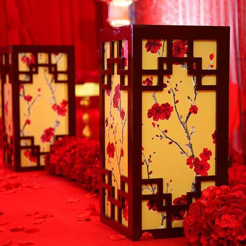 一,中国风婚庆布置图片  三,中国风婚礼布置攻略 迎宾区布置攻略  1