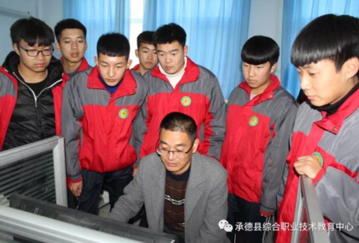 承德县职教中心在省市技能大赛中再创佳绩承德县综合职业技术教育中心