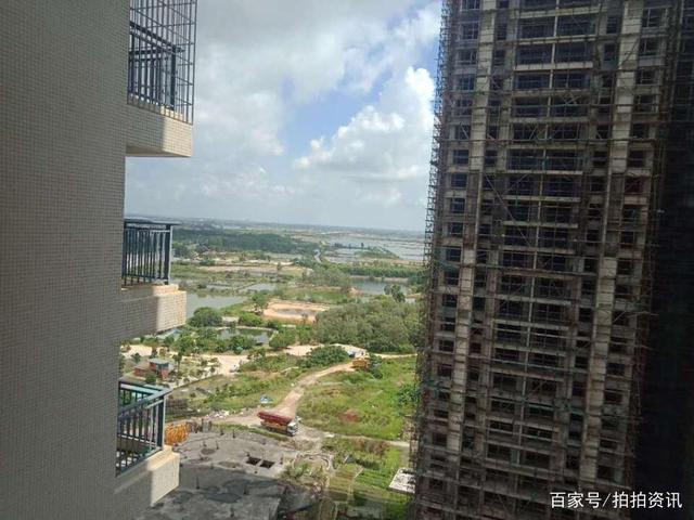 估价对象为位于湛江市坡头区鸡咀山路168号仁海花园龙湾3幢1707房