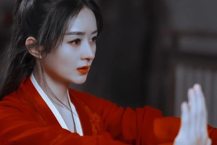 赵丽颖壁纸:姐姐嘴巴笑起来是心形的,你怎么舍得让她掉眼泪