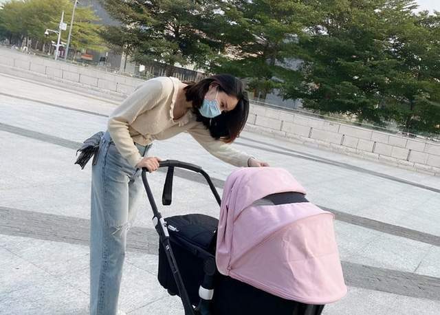 张馨月自曝患乳腺炎通乳时痛哭半小时哺乳期宝妈要注意了