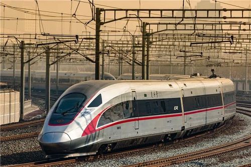 图为cr400af型复兴号列车.刘家豪 供图