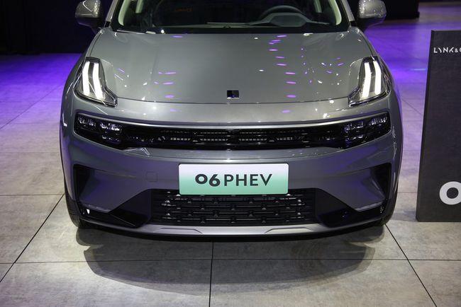 上海车展领克06phev亮相领克旗下最小的插混车型