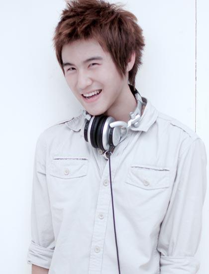 [转载]~天津音乐广播主持人~王野