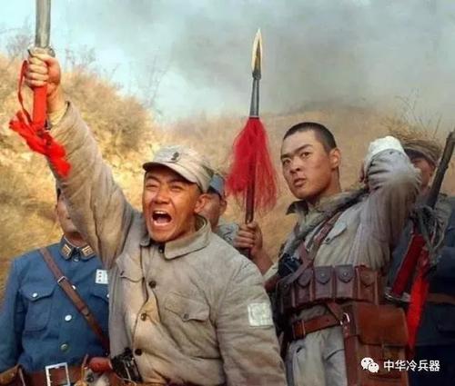 八路军的大刀上为何会绑1个布条?关键时刻能救战士一命!