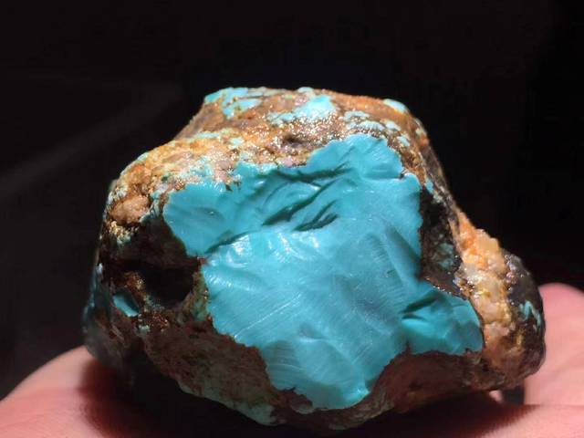 绿松石原石,同样具有魅力