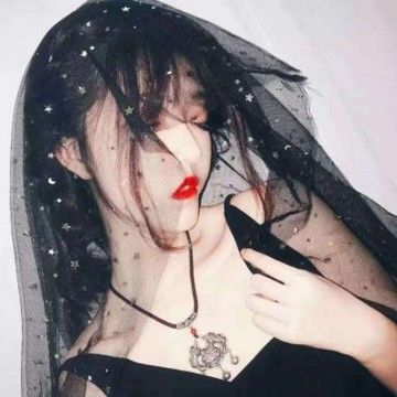 漂亮穿婚纱的女生微信头像