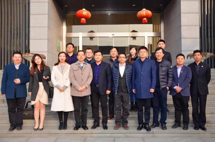 徐州市新城区管委会领导一行走进南京大学考察调研
