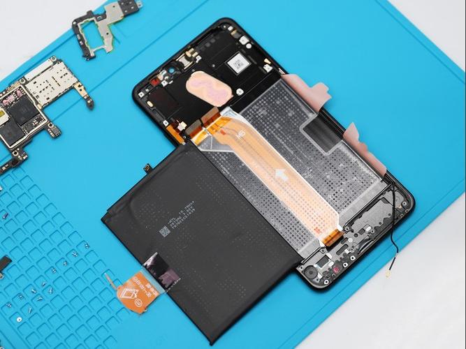 拆解华为荣耀note10:the nine液冷技术有啥"秘密"?