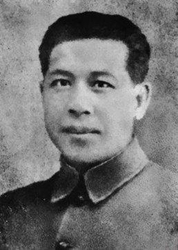 陈公博一笑飞回作楚囚万劫归来不顾身
