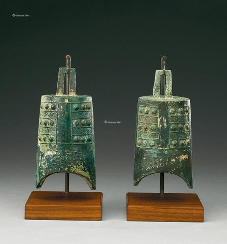 0305 春秋战国 青铜编钟 (一对)