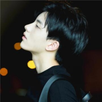 2019男生微信头像帅气阳光一点的 暖男图片系列微信头像