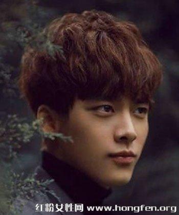 最新男生短发发型轻松演绎帅气潮男2