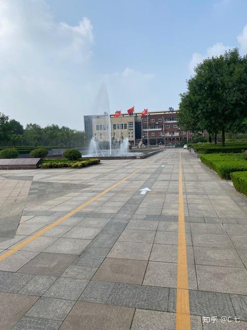 想知道临沂一中的南校区的环境如何?